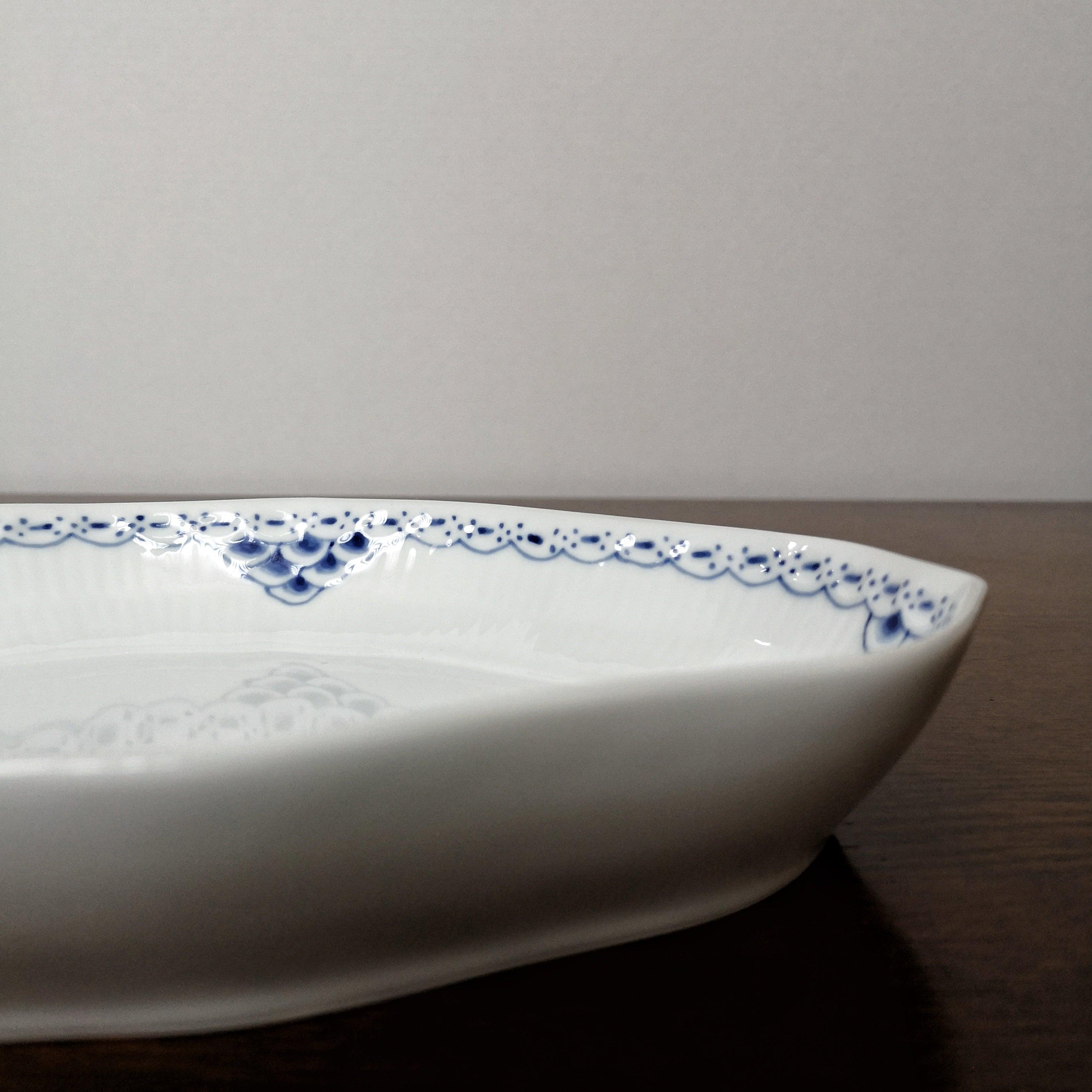 Royal Copenhagen Blue Fluted Half Lace 353|  ロイヤルコペンハーゲン　ブルーフルーテッド